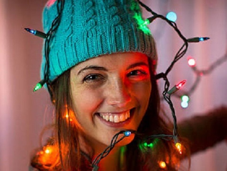 Elektrische Weihnachtsbeleuchtung: So sparst du Geld und Aufwand