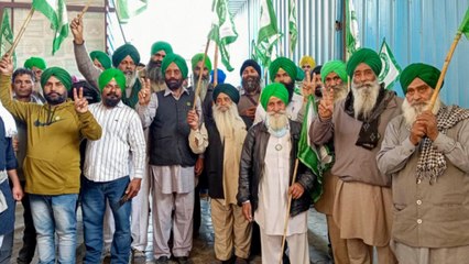 Farmers call of year-long protest, vacate Delhi border soon
