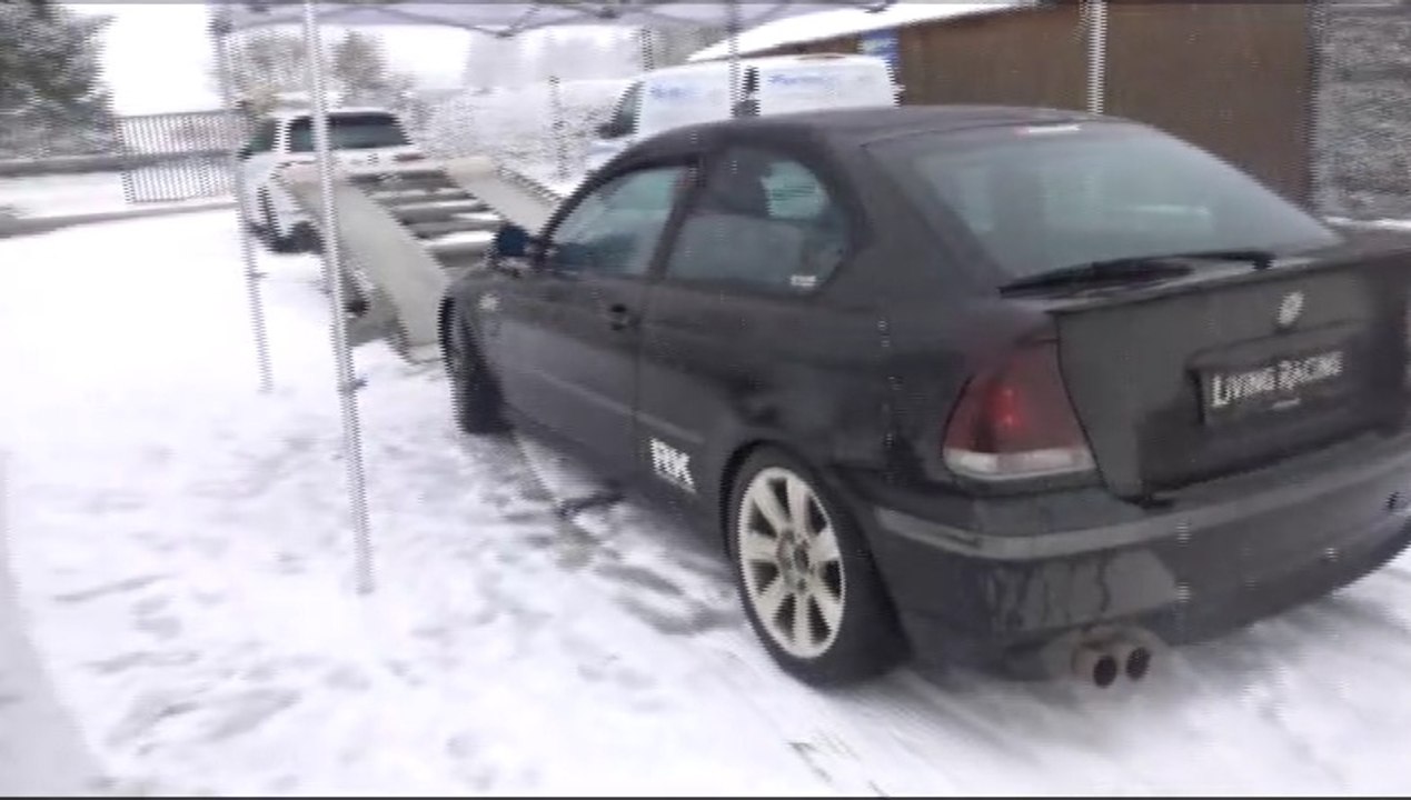 BMW E 36 - E46  - compact   EN DRIFT   - circuit de l enclos - vidéo lulu du jura