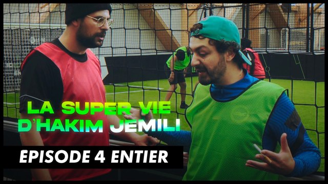 Super foot (ft Roman Frayssinet) - La super vie d'Hakim - CANAL+