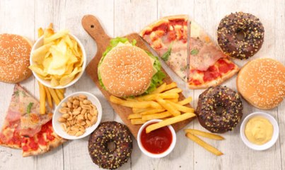 Les experts préconisent d'éviter ces aliments pour avoir un esprit plus sain