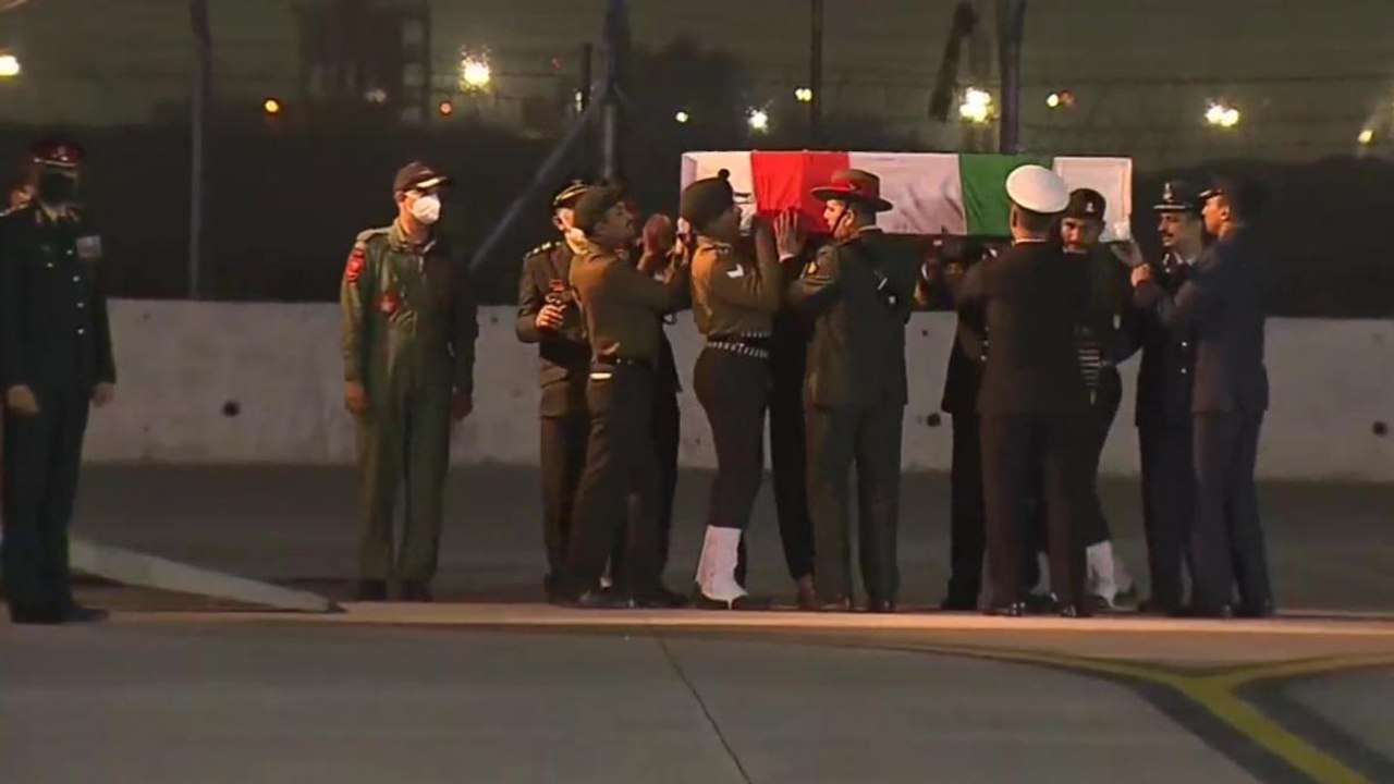 Tribute to braves:Mortal remains of CDS reach Palam air base