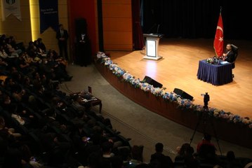 RTÜK Başkanı Şahin, Sakarya'da üniversite öğrencileriyle buluştu