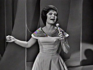 Connie Francis - Forget Domani (Live On The Ed Sullivan Show, May 30, 1965)