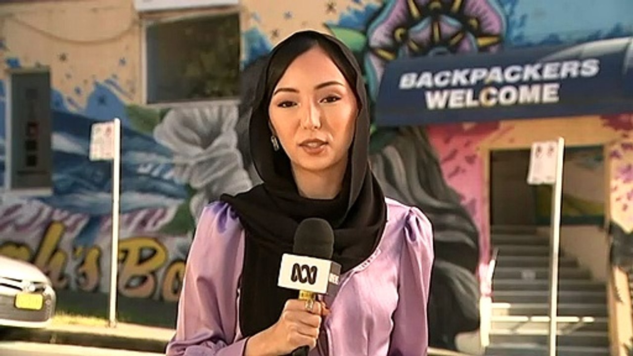 Bondi backpacker hostel locked down due to COVID