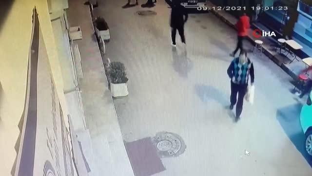 İki grubun pompalı tüfekli kavgasında yoldan geçen kadın yaralandı