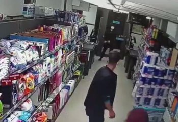 Avcılar'da markette korku dolu anlar kamerada