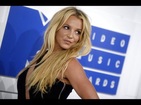 Britney Spears Can Now Sign Her Own Financial Paperwork Declares Judge