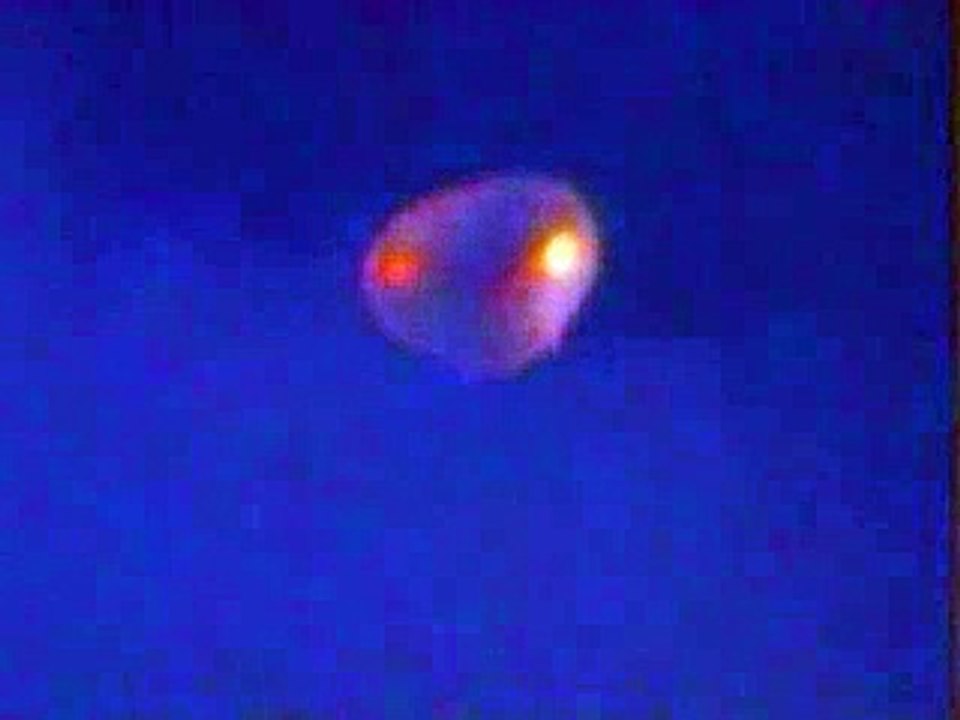 UFO Flying over Moscow UFO in Russia