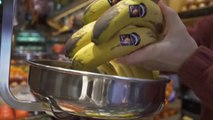 Llegan a los mercados los primeros plátanos con la etiqueta del volcán de La Palma