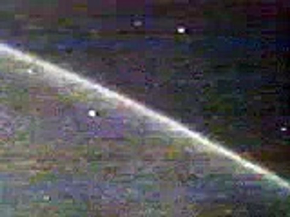 UFO captured by NASA in SPACE
