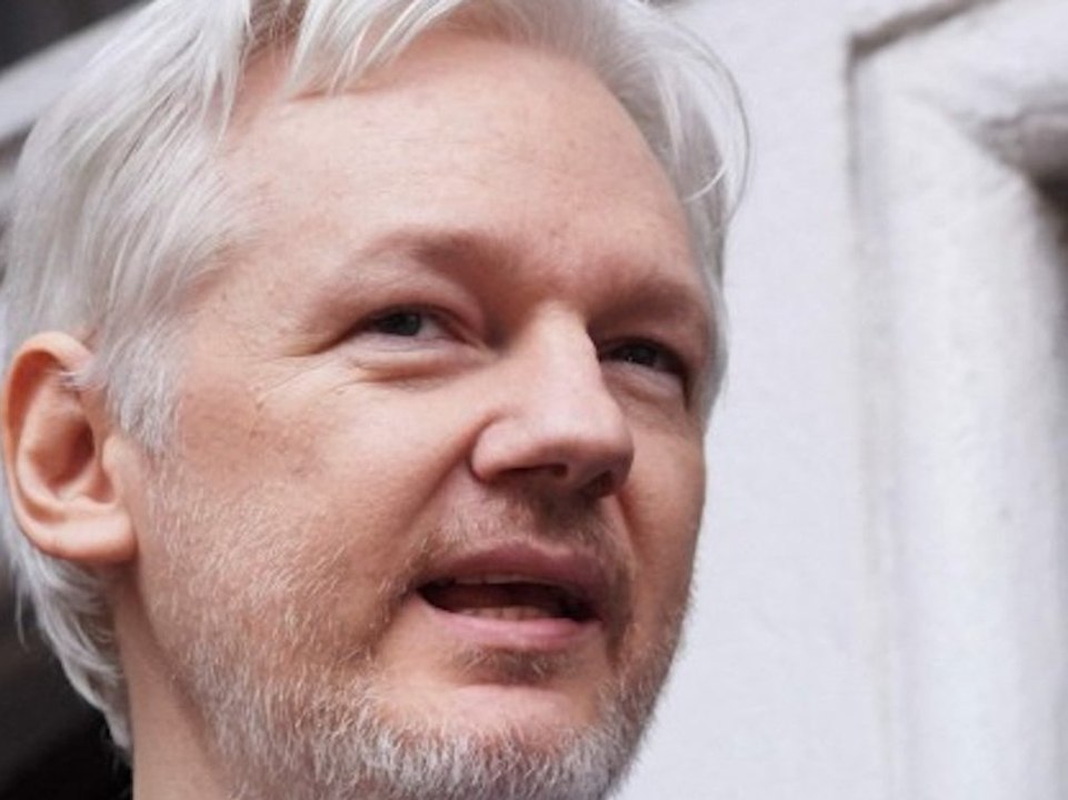 Gerichtsurteil: julian assange darf ausgeliefert werden