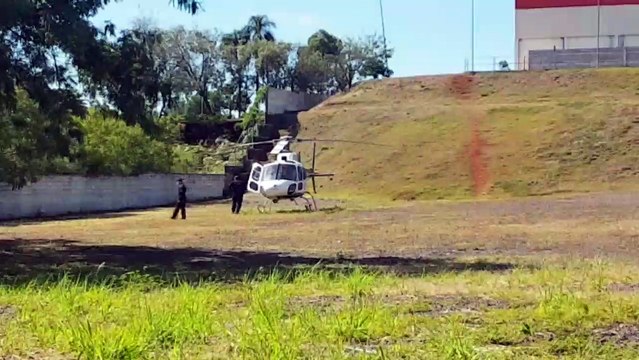 Após se envolver em grave acidente de moto, mulher é aerotransportada ao HUOP