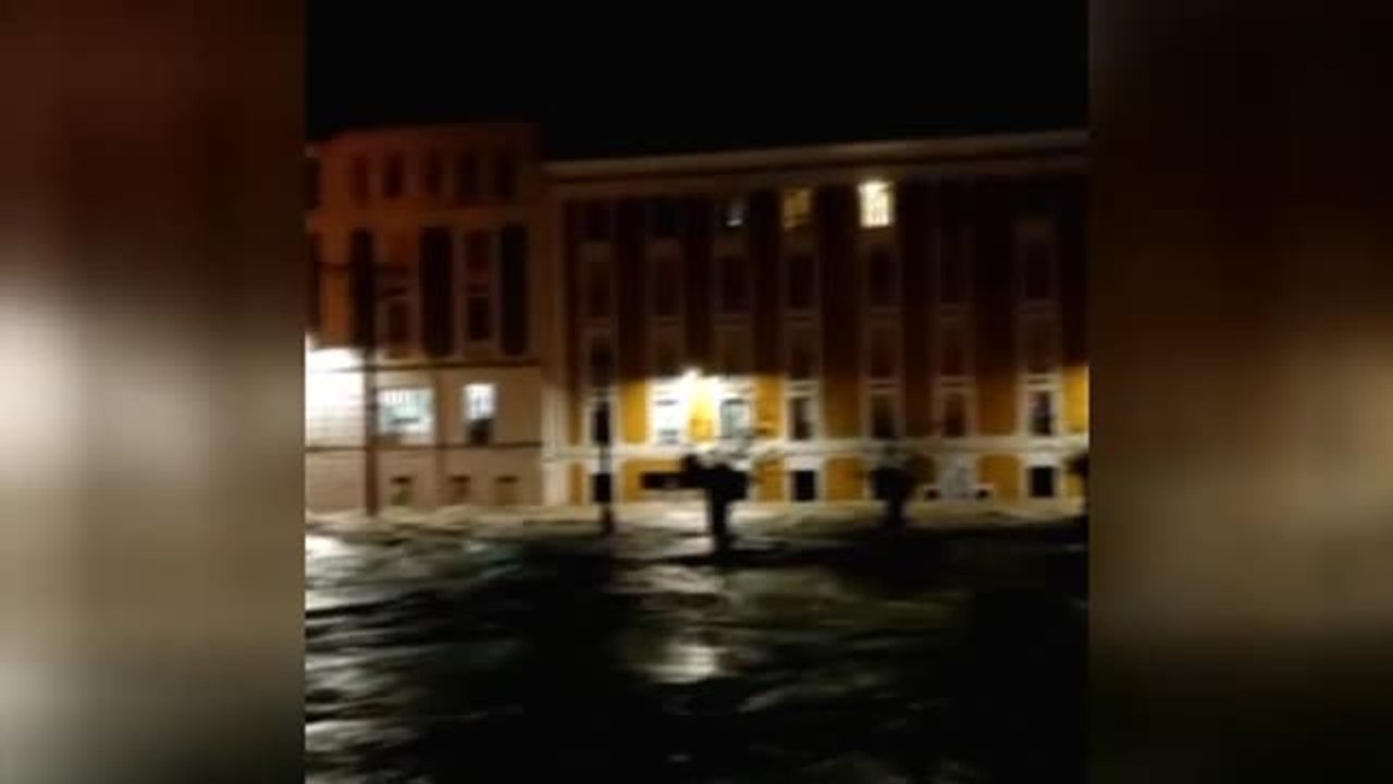 En Guipúzcoa el desborde de los ríos Oria, Deba, Urumea y Bidasoa provocan inundaciones