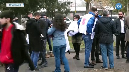 Güvenlikçi Politikalar İnsan Hakları Önünde Engel mi?