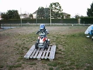 Alex sur son Pocket Quad