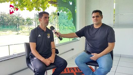 98 FC | Parceria entre Coimbra e Benfica: o coordenador técnico Alfredo Almeida explicou a metodologia de trabalho