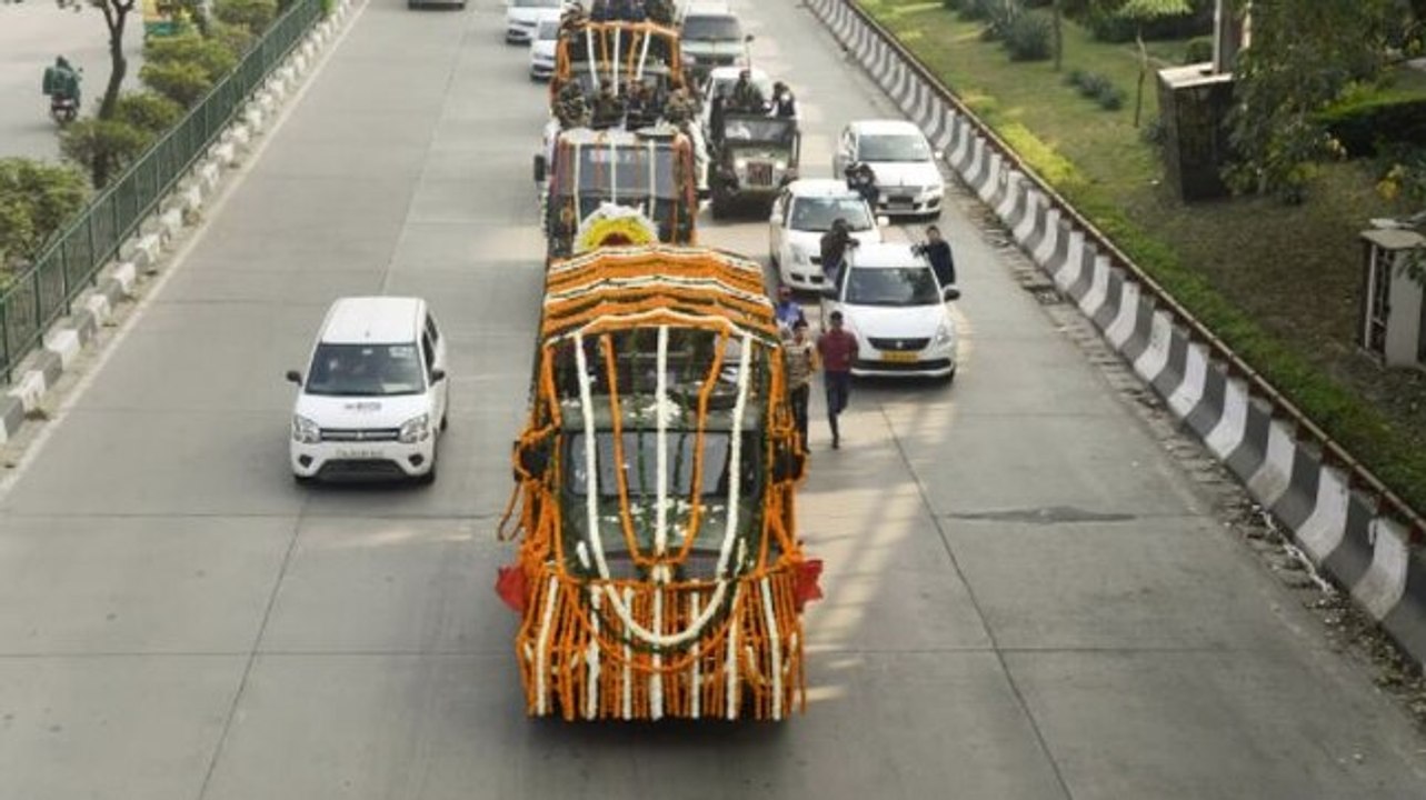 CDS General Bipin Rawat, wife cremated with full military honours