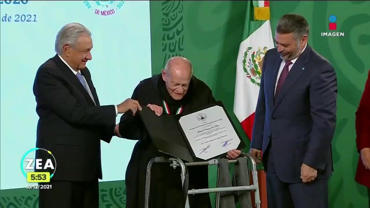 Piden arquitectos e ingenieros a López Obrador reflexionar el "decretazo"