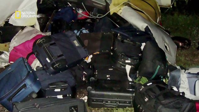 Air Crash S20E10 - Tempête tropicale - Vol Aires 8250 [Français]