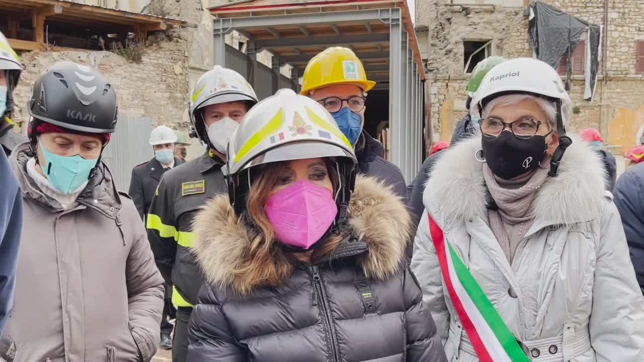 Sisma, Casellati: "Vedere cosi' queste realta' dopo tanti anni fa male al cuore"