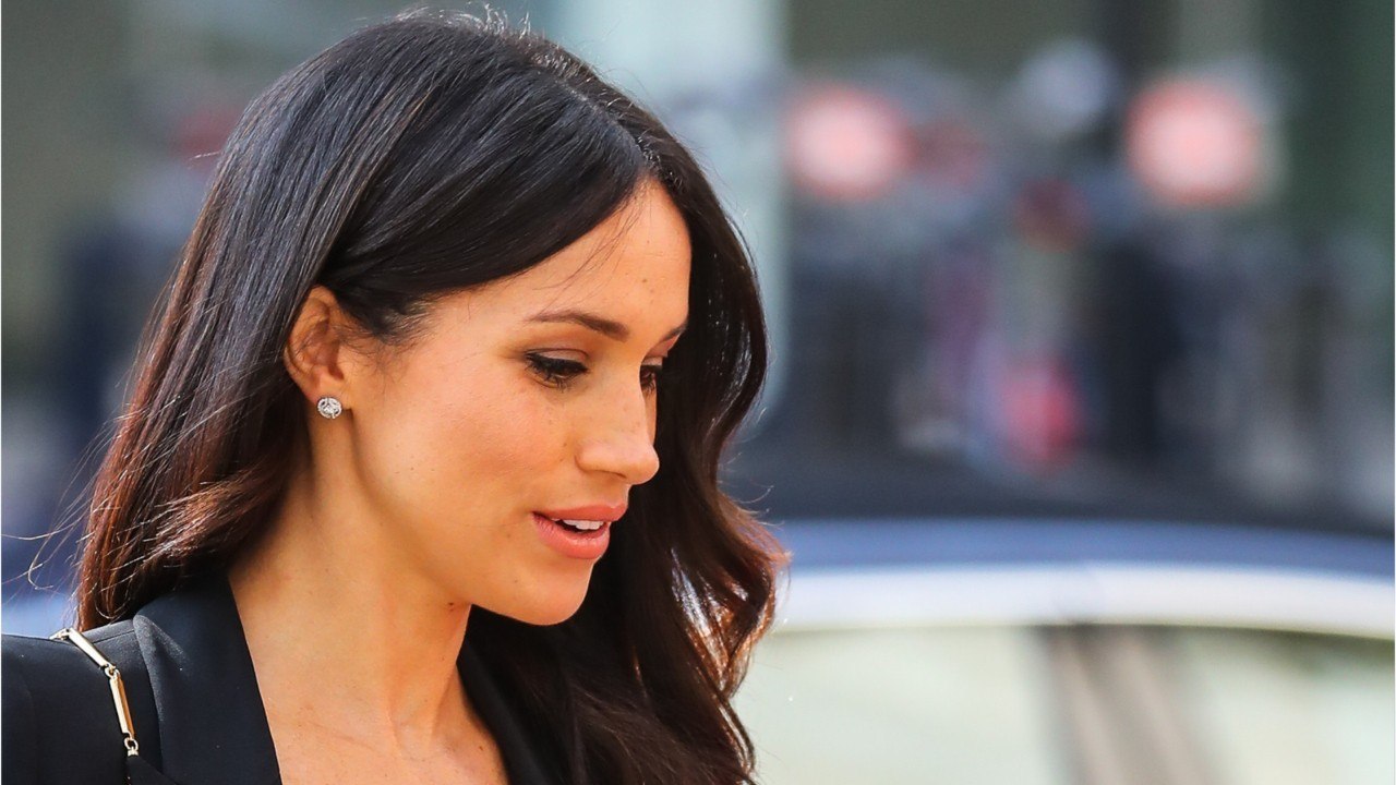 GALA VIDEO - Meghan Markle : pourquoi les médecins s’inquiètent pour son accouchement