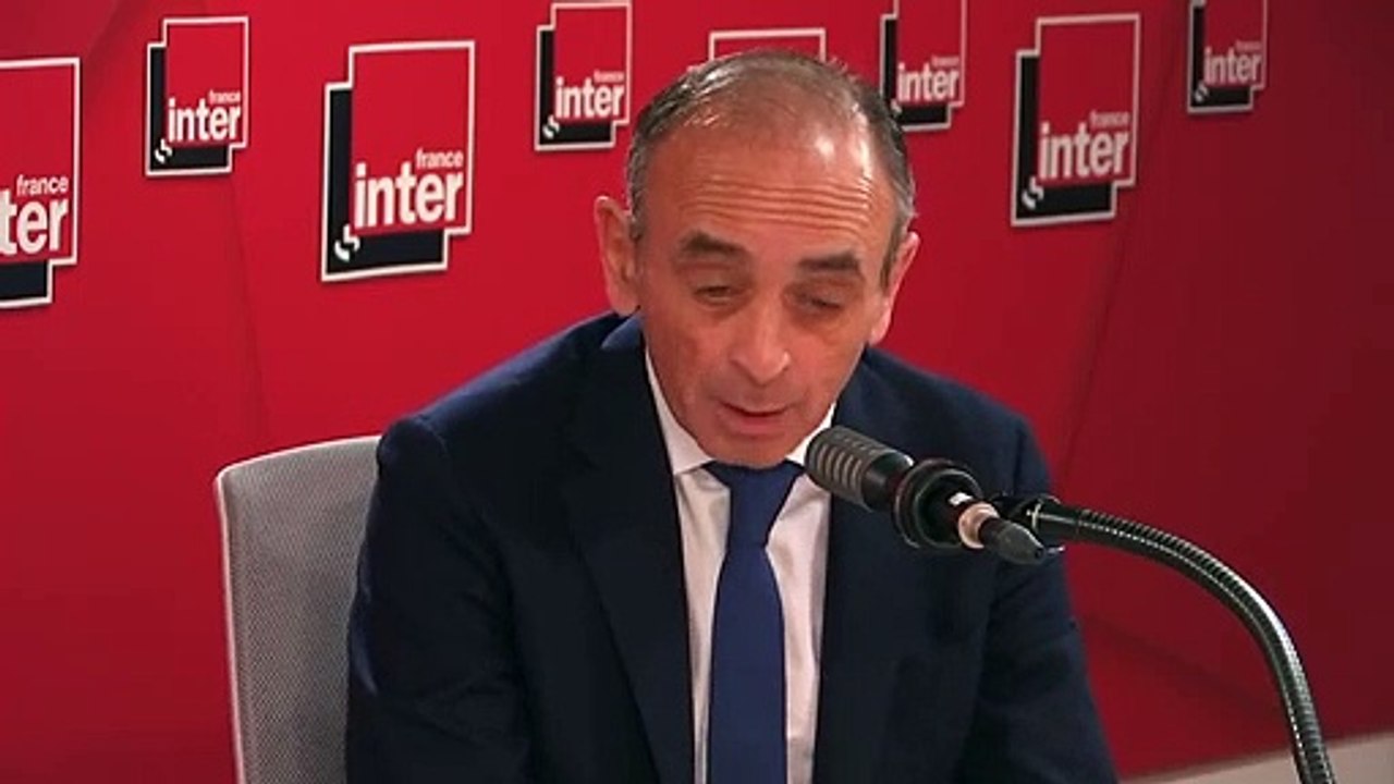 Interview d'Emmanuel Macron sur TF1 - Eric Zemmour a vu un "numéro de narcissisme et de nombrilisme assez marqué" : "J'ai regretté qu'il parle surtout de lui et assez peu de la France" - VIDEO