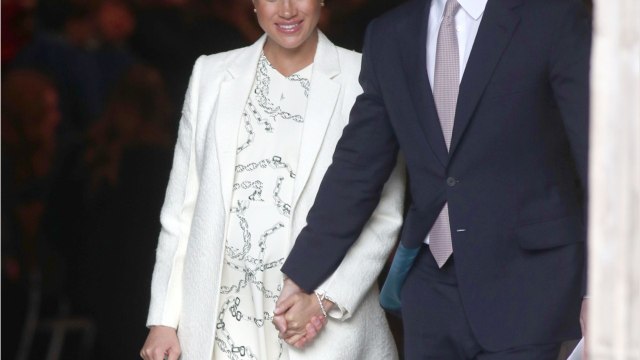 GALA VIDEO - Meghan Markle gâtée ? Cette jolie tradition que le prince Harry devrait respecter