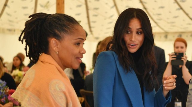 GALA VIDEO - Meghan Markle a déjà accouché ? Ce petit détail sur Doria Ragland qui sème le doute