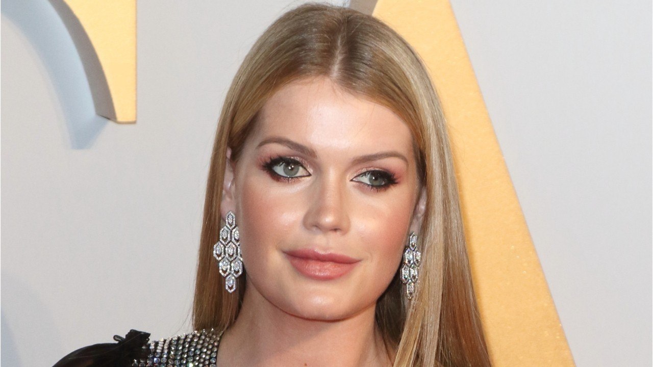 GALA VIDEO - Kitty Spencer comparée à sa tante...