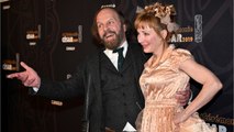 GALA VIDEO - Julie Depardieu évoque la relation entre son père et son compagnon Philippe Katerine