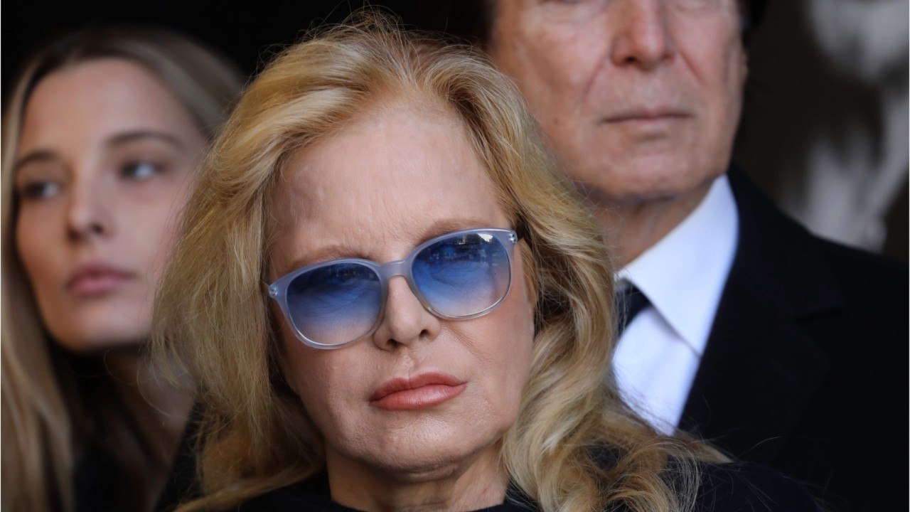 GALA VIDÉO - Sylvie Vartan : elle s'est révélée froide vis-à-vis de Læticia dès les premiers instants