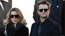 GALA VIDÉO - David Hallyday et Laura Smet : comment leurs relations ont évolué depuis la mort de Johnny