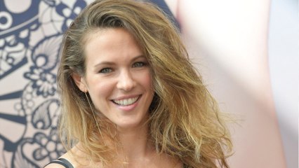 GALA VIDÉO - Lorie raconte son parcours du combattant face à la maladie : “J’ai subi plusieurs opérations assez lourdes”