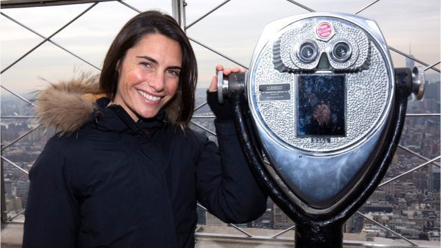 GALA VIDEO - PHOTO – Quand Alessandra Sublet joue la bikeuse sexy sur Instagram