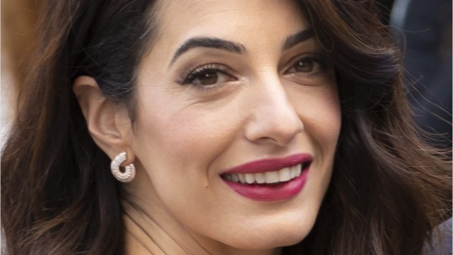 GALA VIDÉO - Amal Clooney, grande copine de Meghan Markle, décroche un job royal