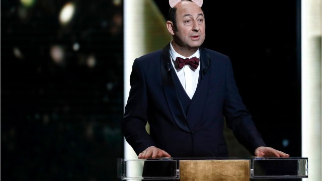 GALA VIDEO : César 2019 : avec qui Kad Merad avait-il parié de porter un serre-tête à oreilles sur scène lors de la cérémonie ?