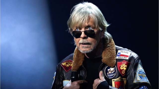 GALA VIDÉO -Nouveau drame pour Renaud: sa mère Solange Séchan est morte quelques jours après le décès de son frère Thierry