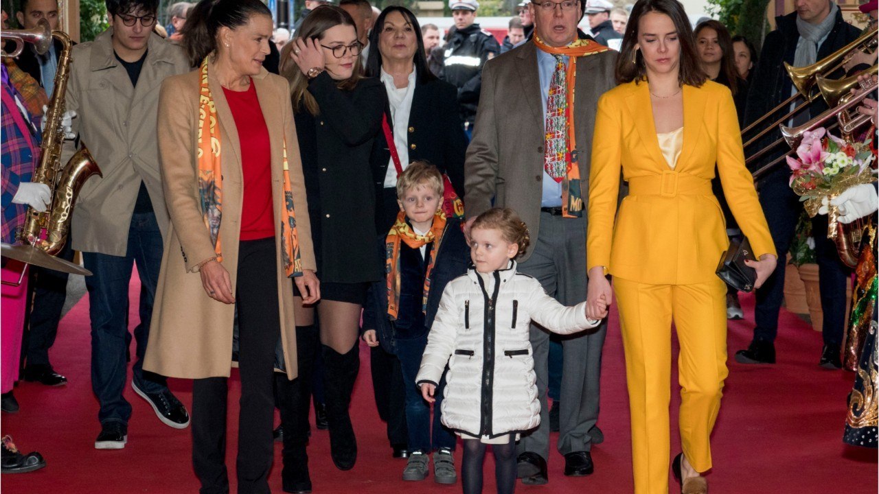 GALA VIDEO - Pauline Ducruet ravissante et toute en transparence au côté de sa mère, Stéphanie de Monaco