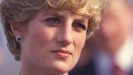 GALA VIDÉO - Lady Diana : divorcée, elle fracassait avec un marteau les affaires du prince Charles pour calmer sa colère