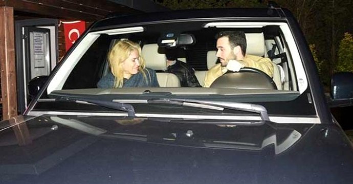 Aşk orucunu bozan Burcu Esmersoy, yeni sevgilisiyle ilk kez görüntülendi