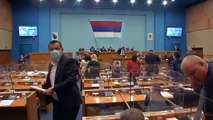 Parlamento sérvio da Bósnia avançam com retirada das instituições centrais