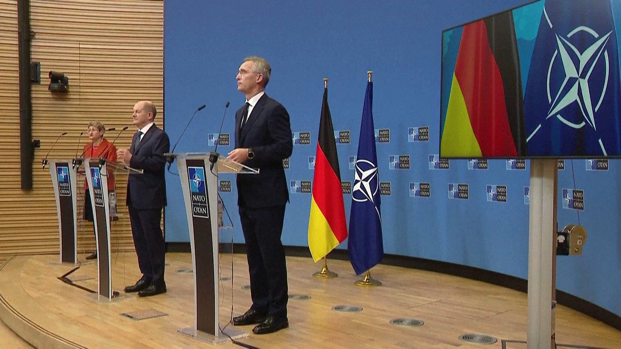 Ancora tensioni tra Nato e Russia sull'Ucraina dopo l'invio di truppe russe al confine