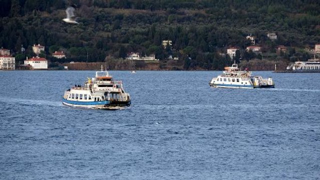 GÖKÇEADA VE BOZCAADA'YA FERİBOT SEFERLERİ İPTAL EDİLDİ