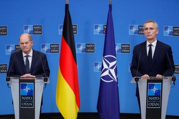 Almanya Başbakanı Scholz, NATO'yu ziyaret etti