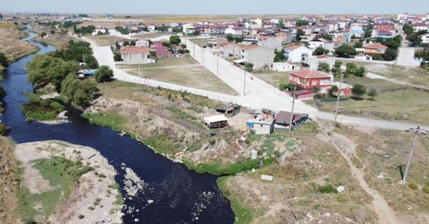 SİMSİYAH AKAN ÇORLU DERESİ'Nİ KİRLETEN TESİSLERE 25 MİLYON LİRA CEZA