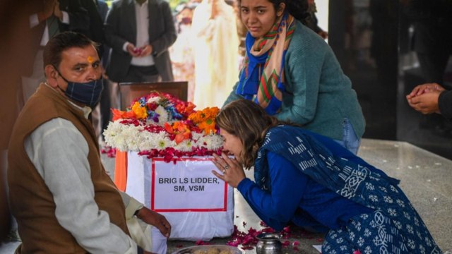Wife of late Brigadier LS Lidder paid last respects