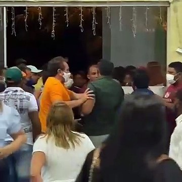 Votação de projeto na Câmara de Aparecida provoca confusão envolvendo vereadores e população