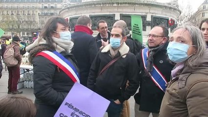 Paris'te ırkçılık karşıtı protesto