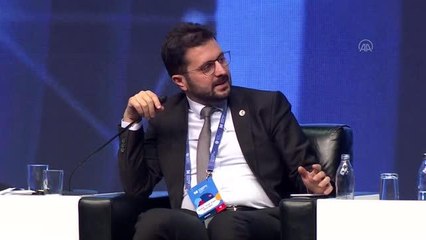 Son dakika haber: Stratcom Zirvesi'nde "Stratejik İletişim ve Bilgi Savaşları" oturumu - Doç. Dr. İsmail Çağlar